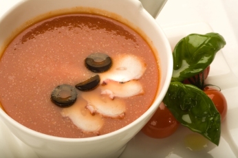 Gazpacho - španělská studená polévka z rajčat
